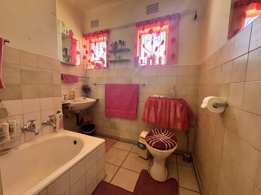 2 Bedroom Property for Sale in Randlespark North West
